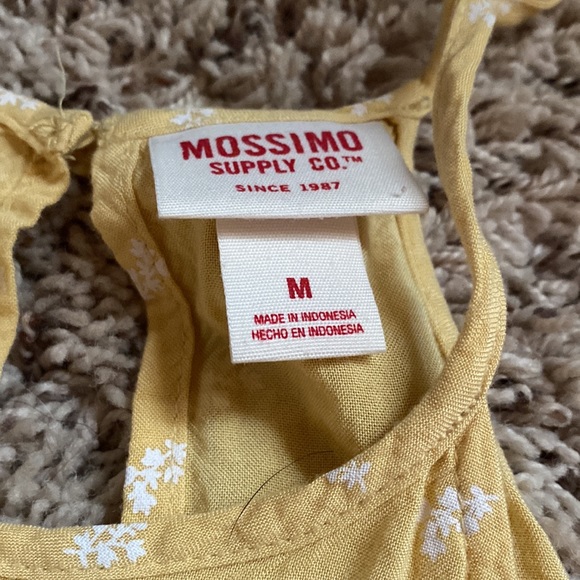 cute and flowy summer dress! - Picture 2 of 2